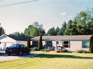 2098 Bourdeau Rd, Cheboygan, MI 49721