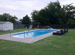 1527 E Twin Brook Ter, Mustang, OK 73064