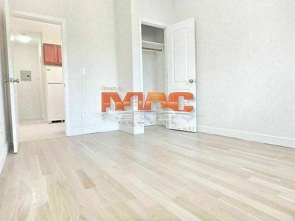 2nd image of 22-42 27th St #2M