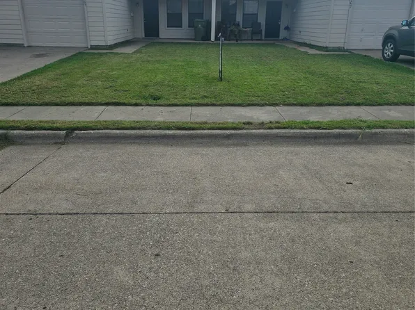 105 Garfield St, Garland, TX 75042