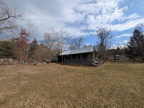 3rd image of 4087 Colwell Rd