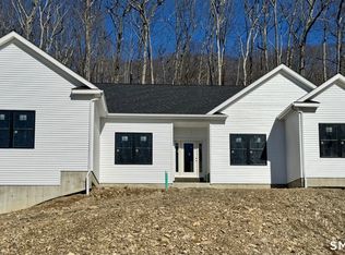 6 Deer Run Road, Middlebury, CT 06762