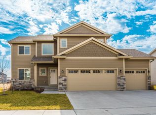 7912 NW 95th St, Johnston, IA 50131