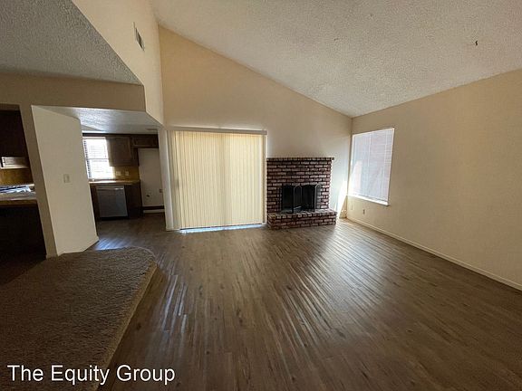 3rd image of 5802 W Robinwood Ave