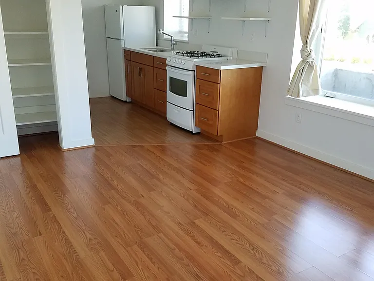 2202 13th Ave S — Photo 7