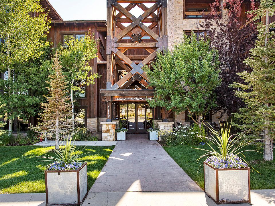 1st image of 2880 Deer Valley Dr #6211