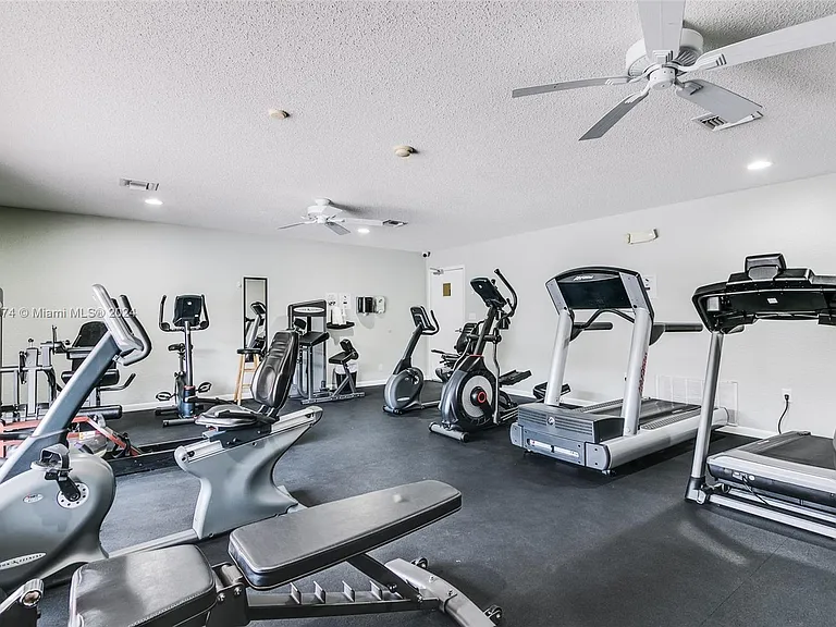 1010 Country Club Dr #108 — Photo 13