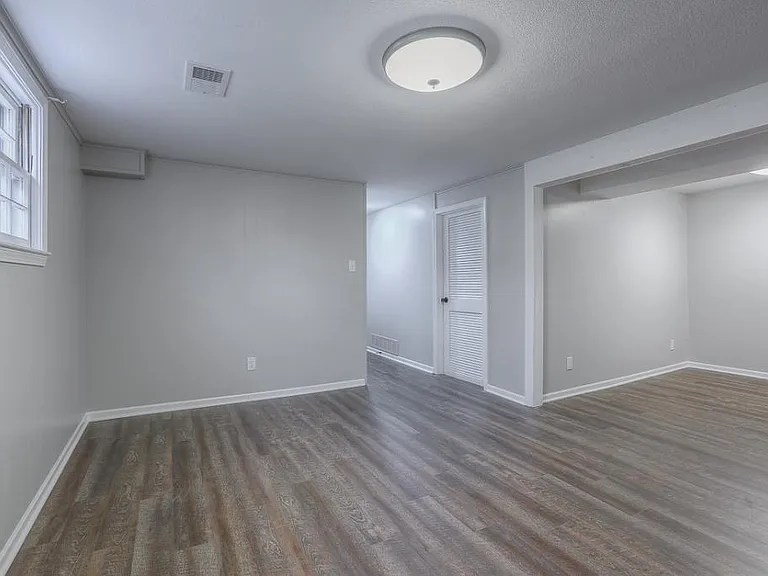 6725 NW Hilldale Dr — Photo 30