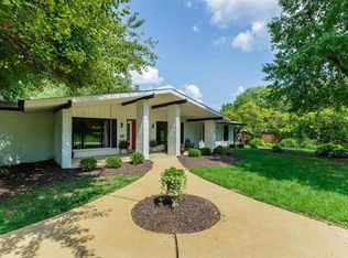 11211 Tureen Dr, Saint Louis, MO 63141