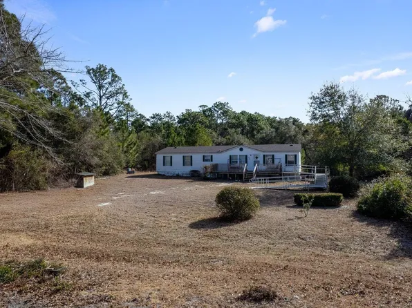 2564 River Rd SE, Winnabow, NC 28479