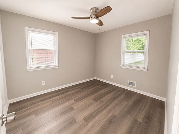 3rd image of 5306 Senator Ln
