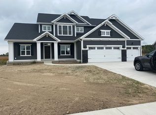 1740 Gloryfield Dr SW, Byron Center, MI 49315