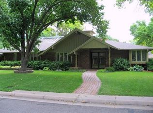 2800 N Van Buren St, Hutchinson, KS 67502
