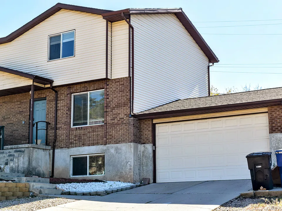 2316 E Claybourne Ave #2316