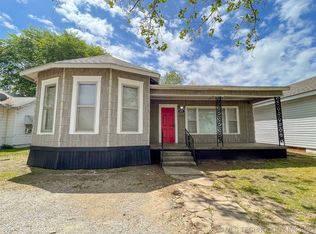 415 W 13th St, Ada, OK 74820