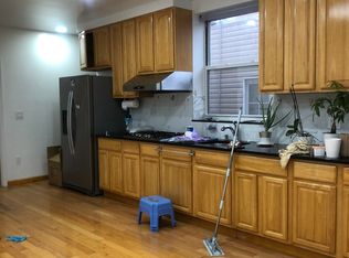 166 28th Ave #2, Brooklyn, NY 11214