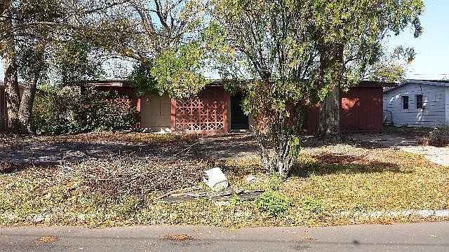 1st image of 6102 Harcourt Ave