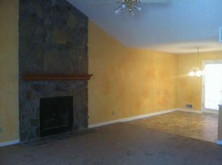 4625 Barnes Ct, Loganville, GA 30052