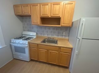 432 Riverdale Ave #2B, Yonkers, NY 10705