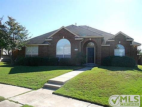 3rd image of 2921 Cheverny Dr