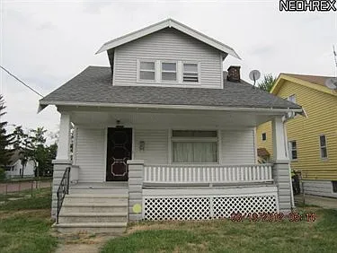 12703 Farringdon Ave photo 1