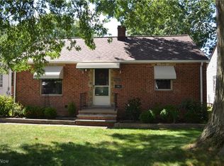 4002 W 227th St, Fairview Park, OH 44126
