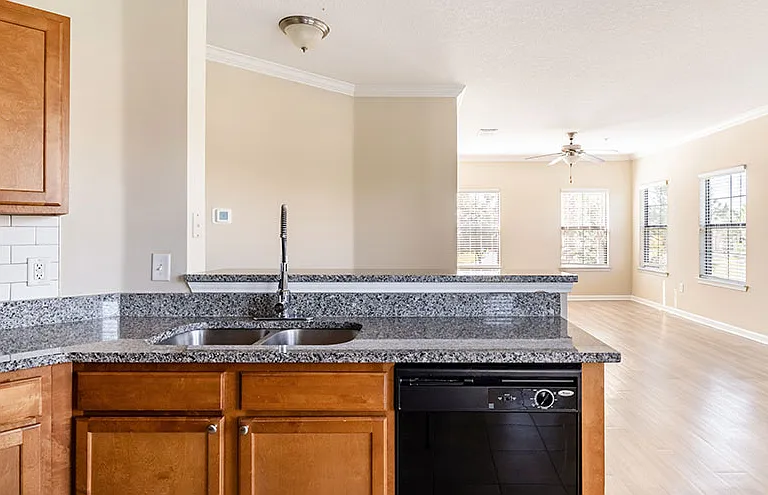 The Arlington at Eastern Shore Centre Apartments — Photo 10