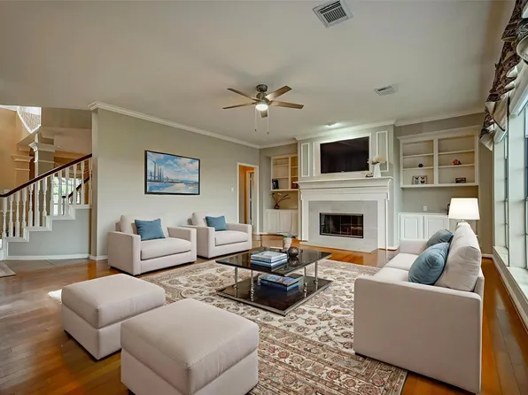 4415 April Meadow Way, Sugar Land, TX 77479