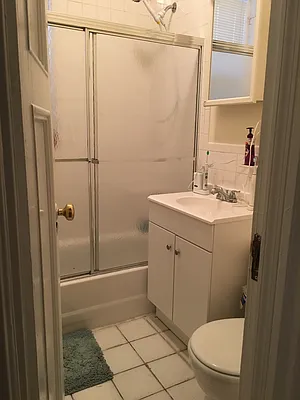 Rented by YMY Management | media 4