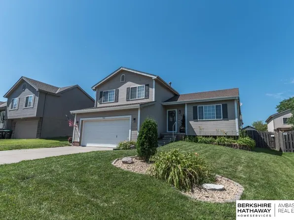 7922 Fillmore St, Omaha, NE 68122