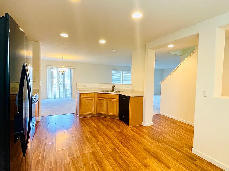 8196 S Norfolk St — Photo 3