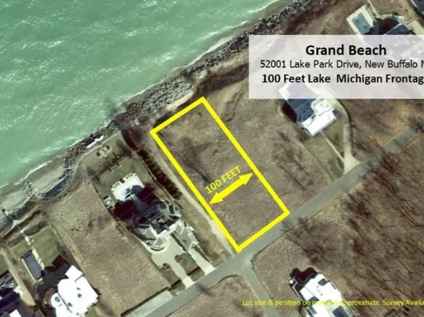 52001 Lake Park Dr, New Buffalo, MI 49117