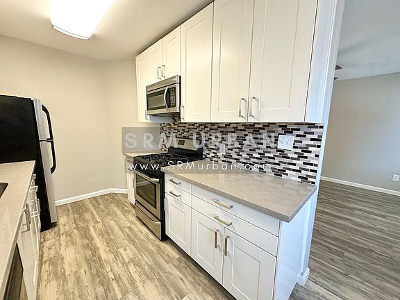 5th image of 3940 Idaho St APT 5