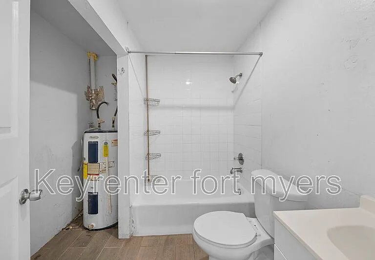 322A Louise Ave — Photo 9