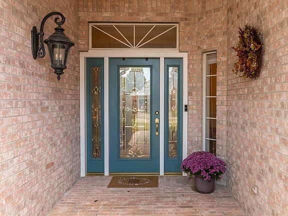 2nd image of 2110 Brewton Cir