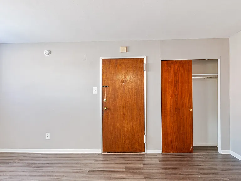 Stanwood Apartments — Photo 5