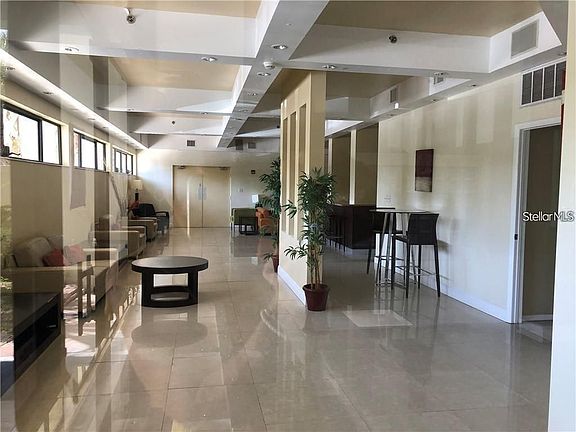 4th image of 701 S Madison Ave APT 417