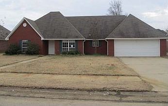 2nd image of 42 Ashley St