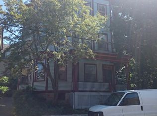 166 Walnut St #3, Brookline, MA 02445