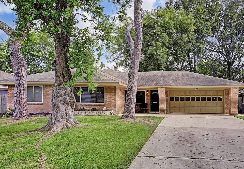 1st image of 4713 Briarbend Dr