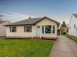 1365 W Miner Rd, Mayfield Heights, OH 44124