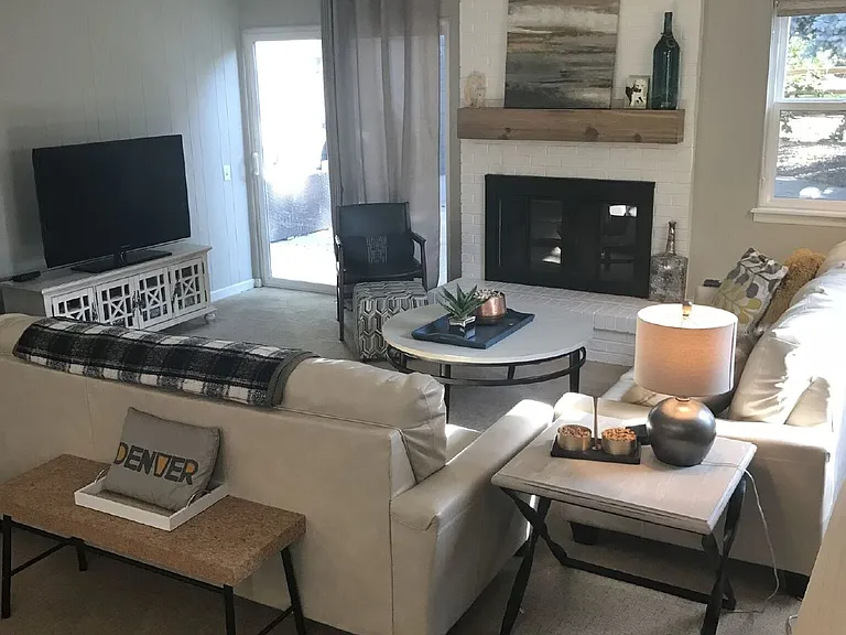 8750 E Otero Cir — Photo 32