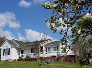 693 Hidden Valley Ln, Independence, VA 24348