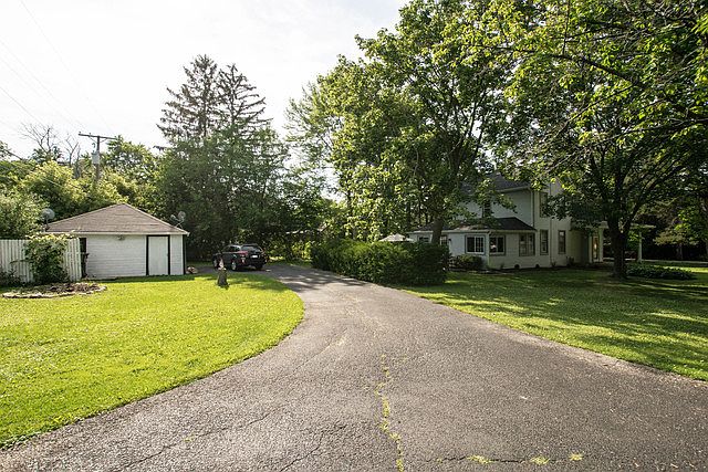 2nd image of 522 E Cedar Dr