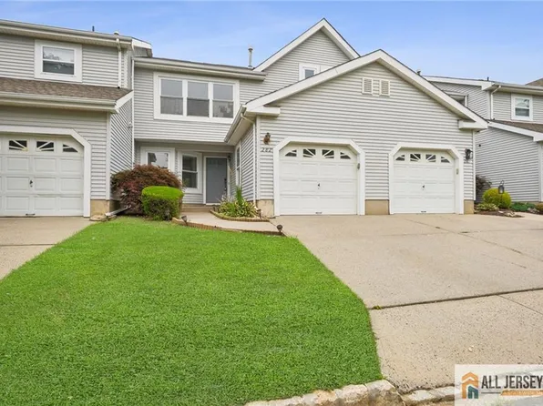 282 Kraemer Ct, East Brunswick, NJ 08816
