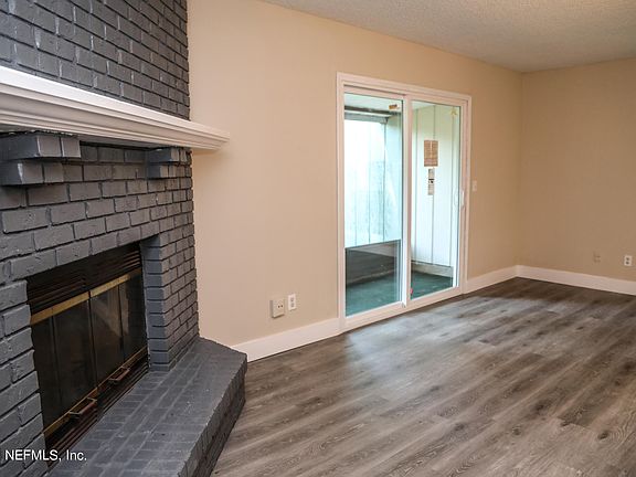 5th image of 5638 Bennington Dr