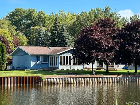 9701 Shore Dr, Pigeon, MI 48755