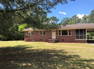 100 McLean St, Hamlet, NC 28345