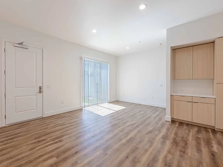 Desert Meadows Townhomes — Photo 15