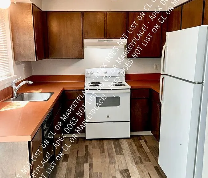103 N Raymond Pl — Photo 3
